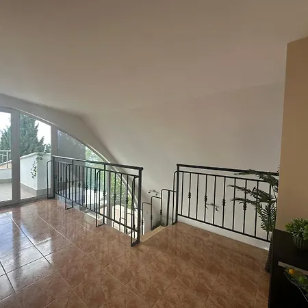 Dream アパート ラヴダ